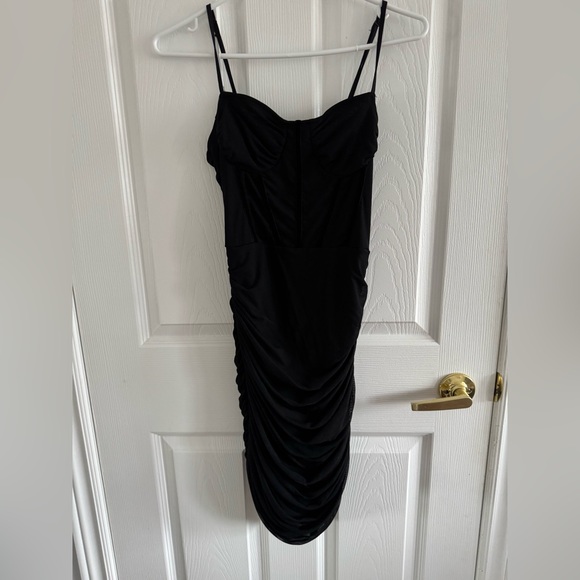 SHEIN ICON RUCHED BUSTIER BODYCON DRESS SIZE SMALL/4 NEVER WORN NWOT KNIT FABRIC - Picture 5 of 10